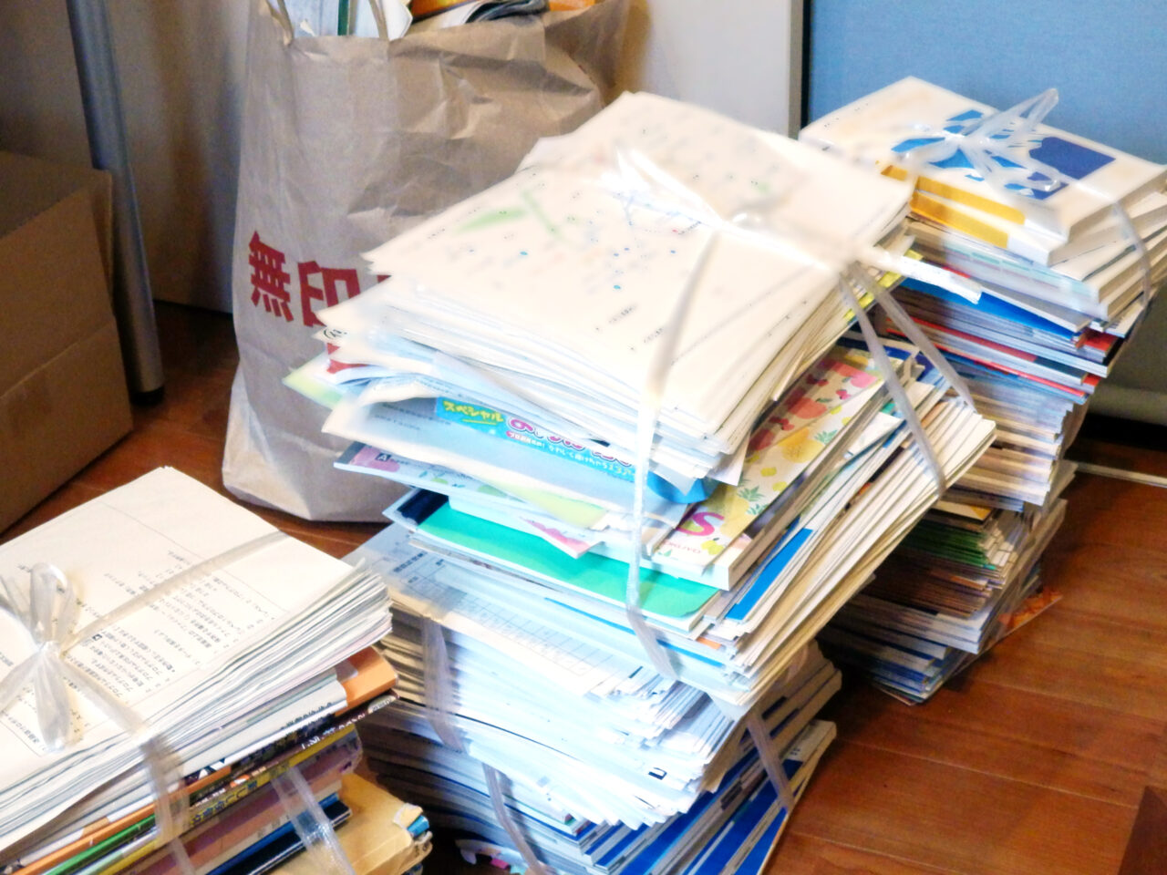 受験終了 中学生 高校生の部屋の片付け 教科書やノートは捨てる 捨てない 整理収納手帖